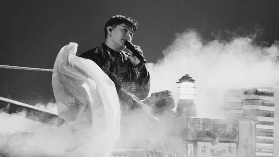 JJ auf der Bühne für Österreich in Basel