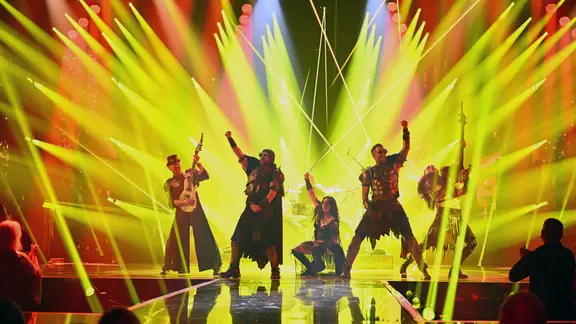 Finale von "Chefsache ESC": Feuerschwanz "Knightclub"