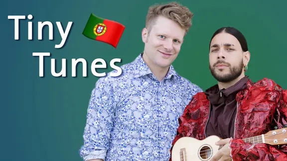 Stefan Spiegel und Conan Osíris aus Portugalmit der Ukulele.