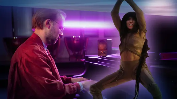 Albrecht Schrader mit Loreen aus Schweden