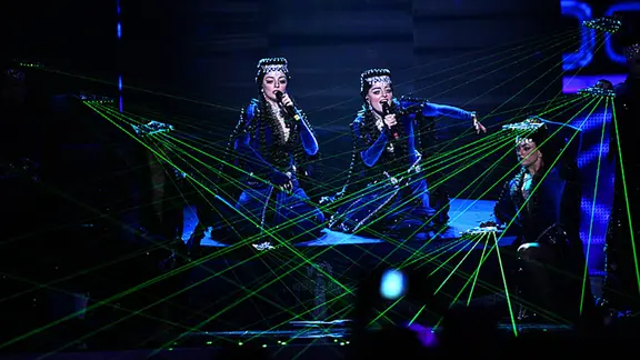 Inga & Anush für Armenien im ersten Halbfinale des ESC 09