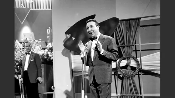 André Claveau trat 1958 für Frankreich an und gewann den Grand Prix.