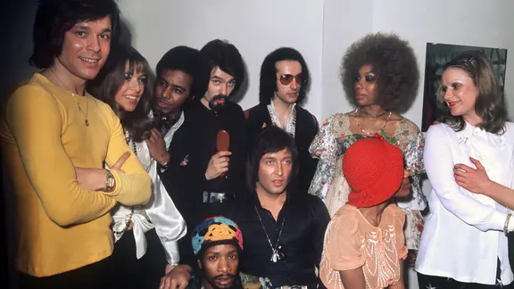 Les Humphries Singers