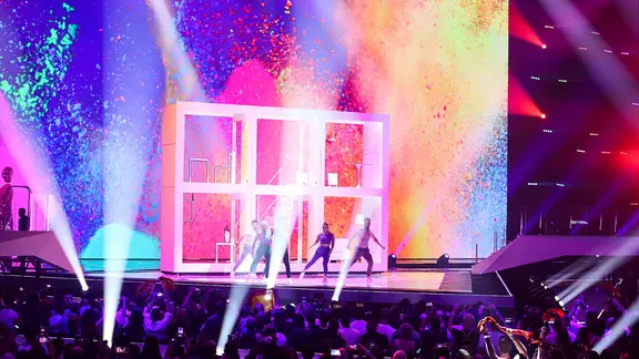 Für Spanien steht Miki mit "La venda"auf der ESC-Bühne.