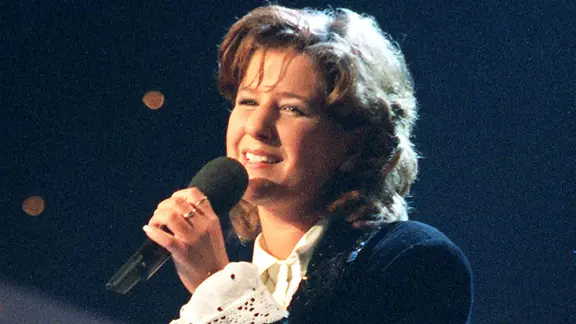 Bianca Shomburg siegt 1997 beim deutschen Vorentscheid. Sie belegte beim Grand Prix den 18. Platz.