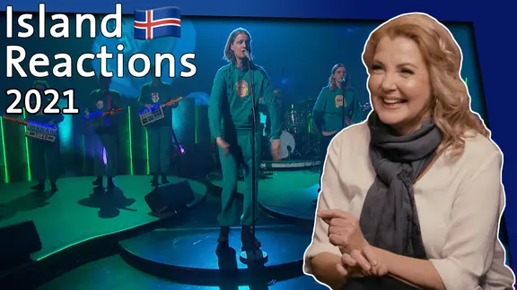 Jane Comerford zusammen mit der isländischen Band Daði og Gagnamagnið.