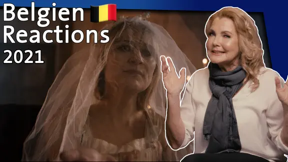 Jane Comerford mit Geike Arnaert, der Sängerin der belgischen Band Hooverphonic.