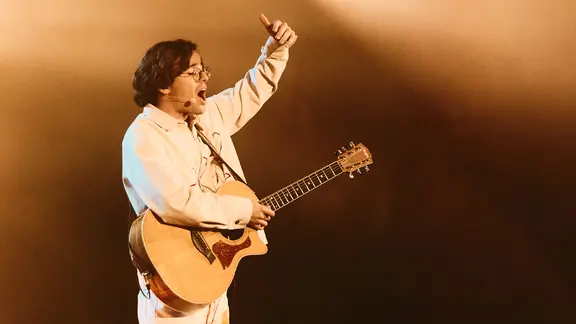 NAPA auf der Bühne für Portugal in Basel