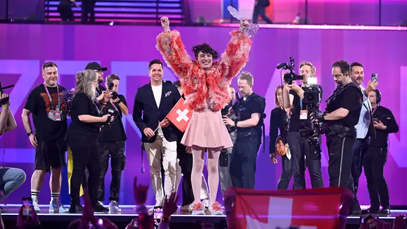 Nemo auf der ESC-Bühne in Malmö.