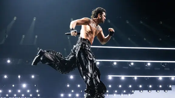 PARG auf der Bühne für Armenien in Basel