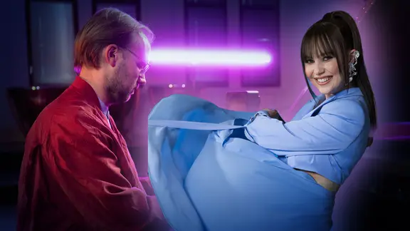 Albrecht Schrader mit Alika aus Estland