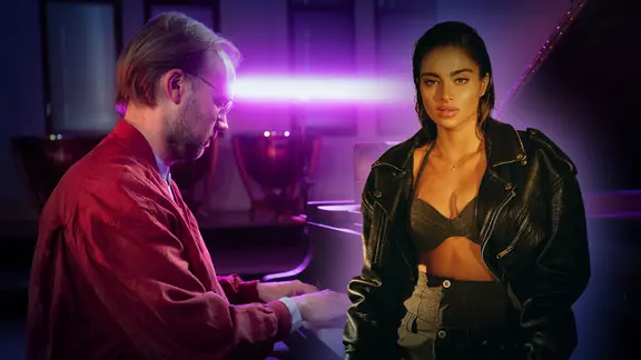 Albrecht Schrader mit Noa Kirel aus Israel