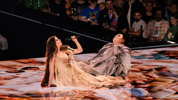 alyona alyona & Jerry Heil auf der ESC-Bühne in Malmö.
