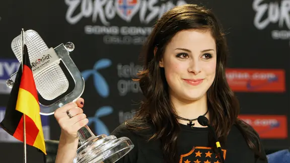 Lena Meyer-Landrut bei der Sieger-Pressekonferenz nach dem Finale des 55. Eurovision Song Contest in Oslo