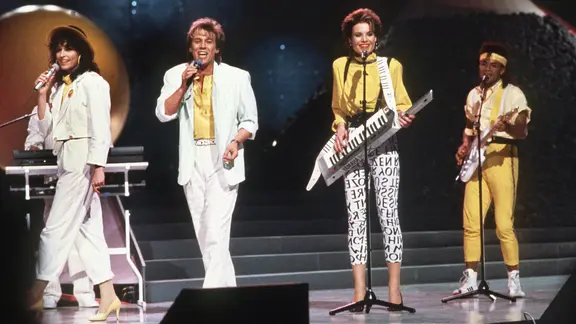 Wind vertreten Deutschland 1987 beim Grand Prix und belegen den 2. Platz. Sie belegten 1985 ebenfalls den 2. Platz, sowie 1992 den 16. Platz