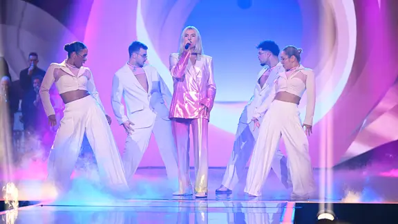 Finale von "Chefsache ESC": LEONORA Cover-Song