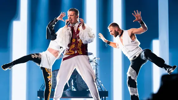 Baby Lasagna auf der ESC-Bühne in Malmö.