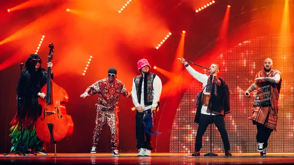 Die Gruppe "Kalush Orchestra" auf der ESC-Bühne in Turin.